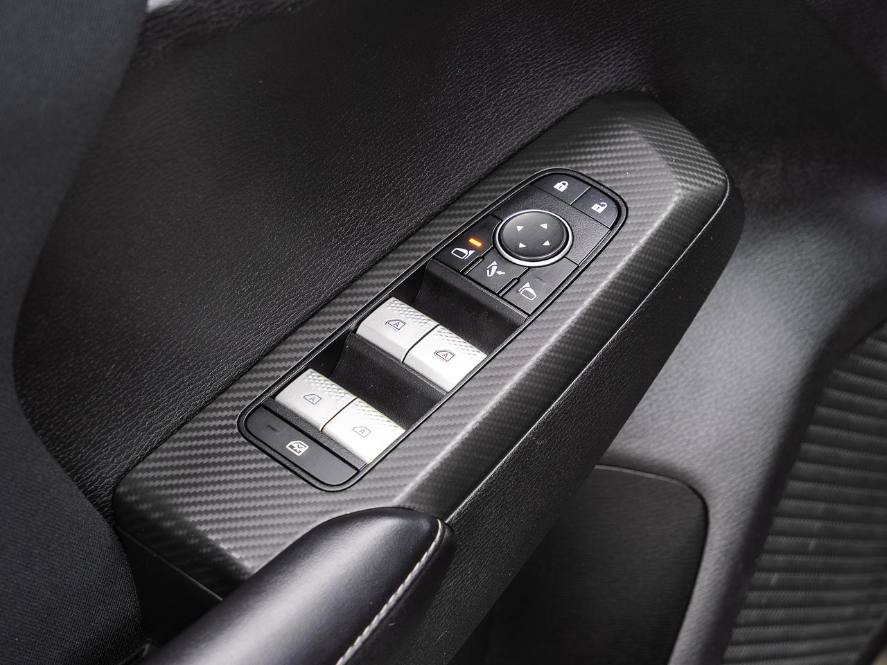 2022 Mitsubishi Outlander SE S-AWC | Pano Roof | ACC | BSM | CarPlay