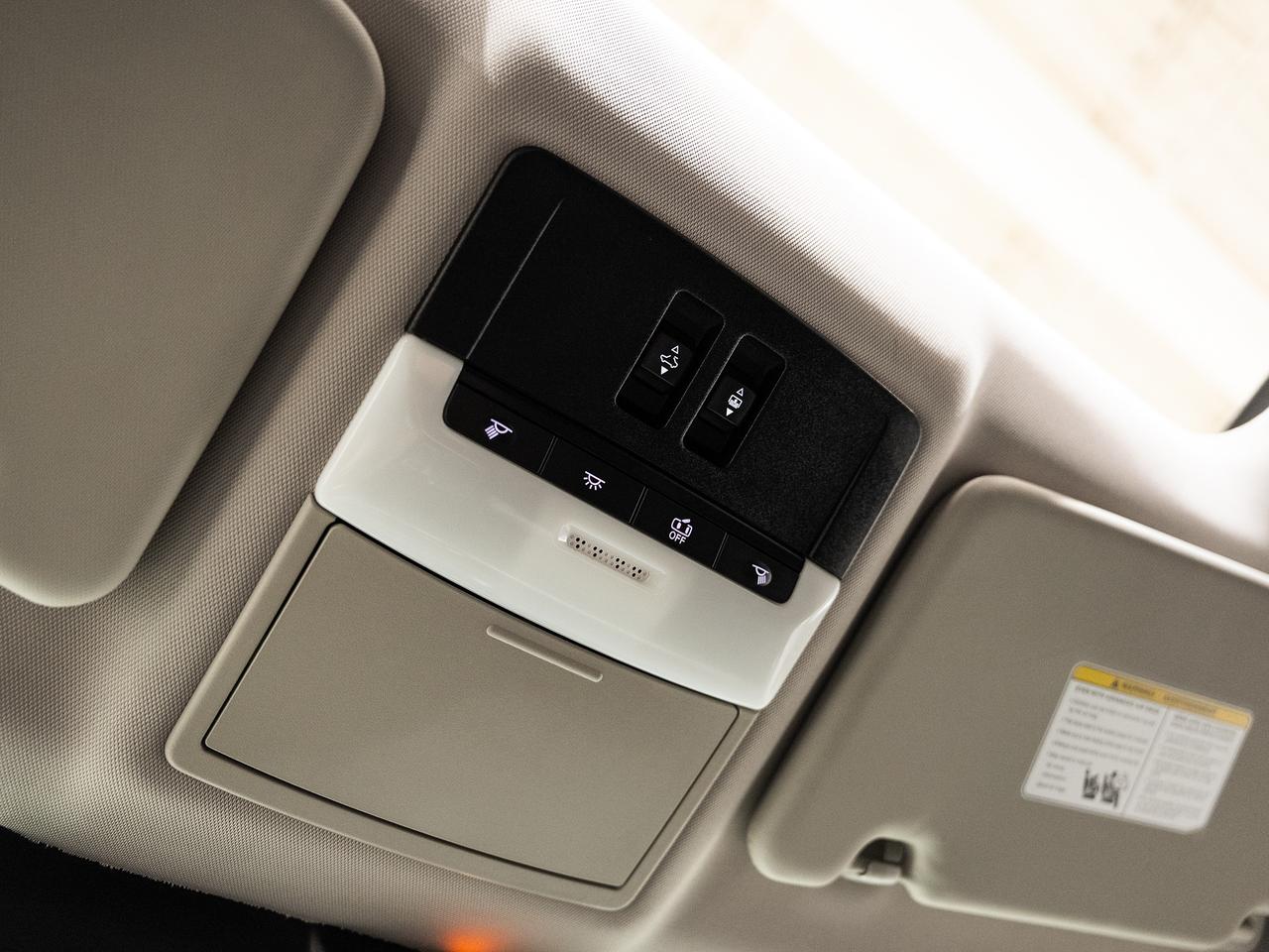 2022 Mitsubishi Outlander SE S-AWC | Pano Roof | ACC | BSM | CarPlay