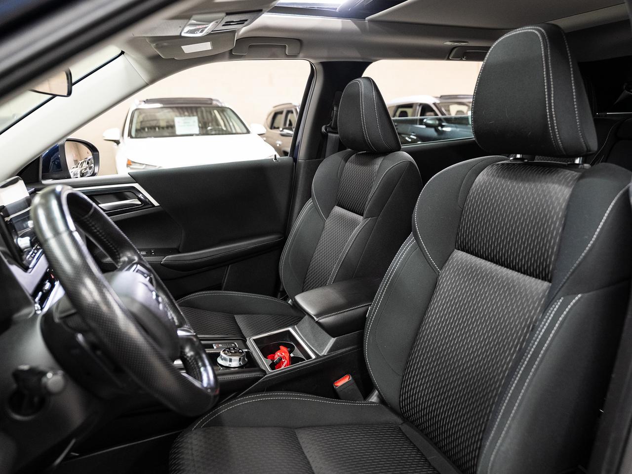 2022 Mitsubishi Outlander SE S-AWC | Pano Roof | ACC | BSM | CarPlay