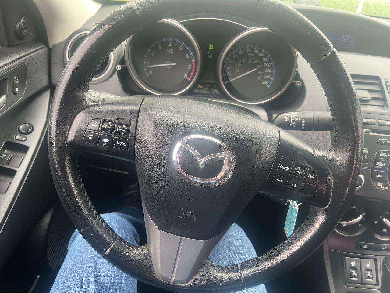 2012 Mazda MAZDA3 4dr Sdn Auto GS-SKY Photo
