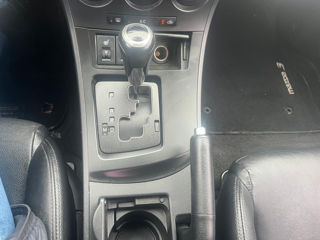 2012 Mazda MAZDA3 4dr Sdn Auto GS-SKY Photo