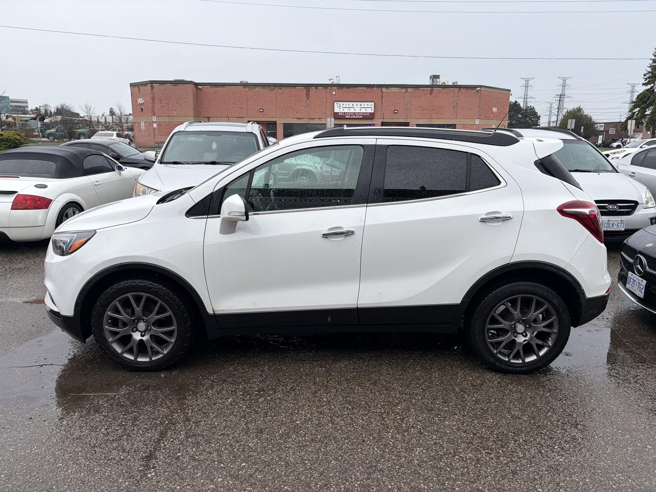 2019 Buick Encore Sport Touring Photo0