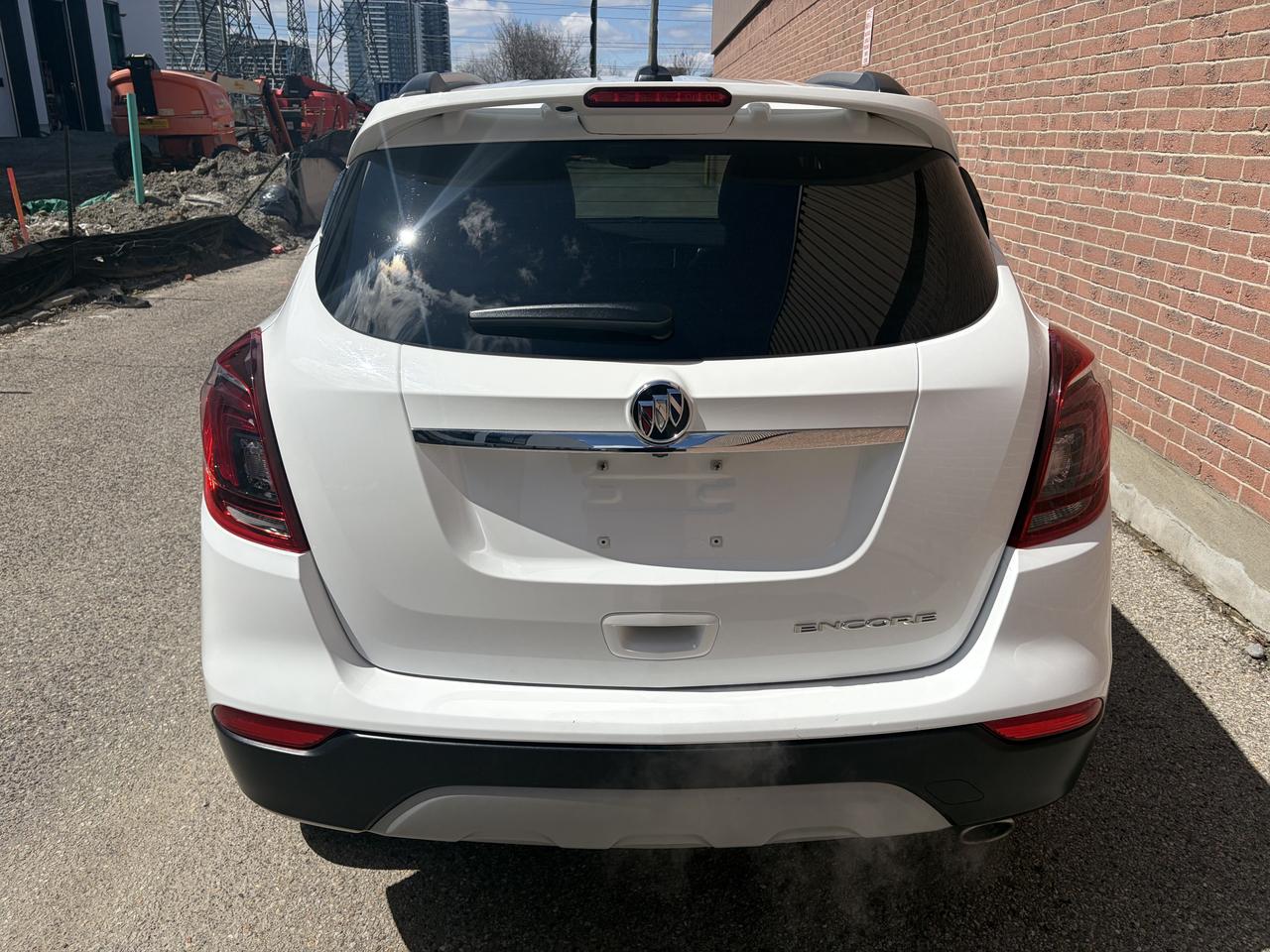 2019 Buick Encore Sport Touring Photo