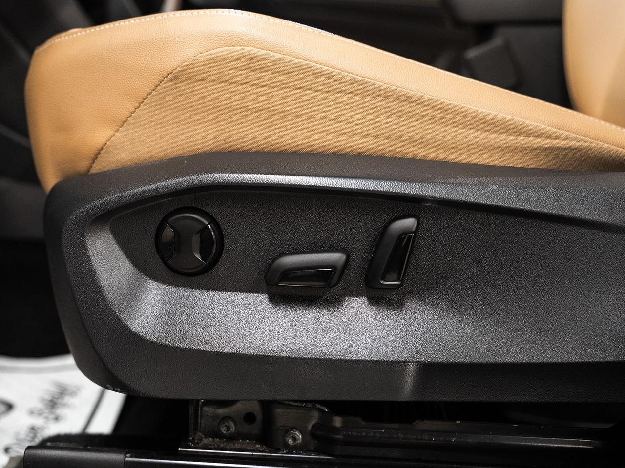 2022 Volkswagen Tiguan COMFORTLINE R-LINE AWD | BLK Edition | Pano roof Photo