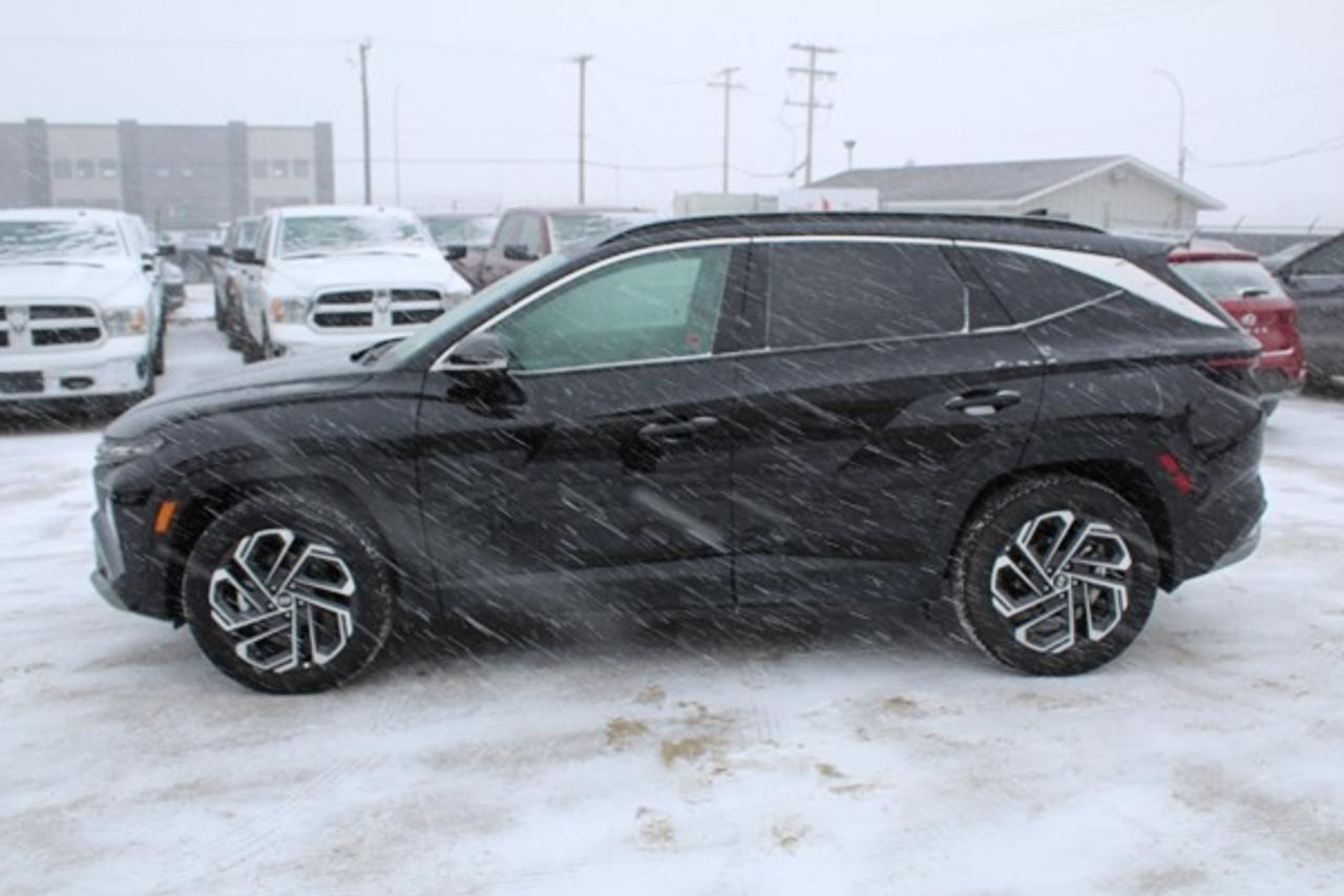 2025 Hyundai Tucson HYBRID Ultimate AWD w/H&C L, pano S/R, NAV, BUC - Photo #1