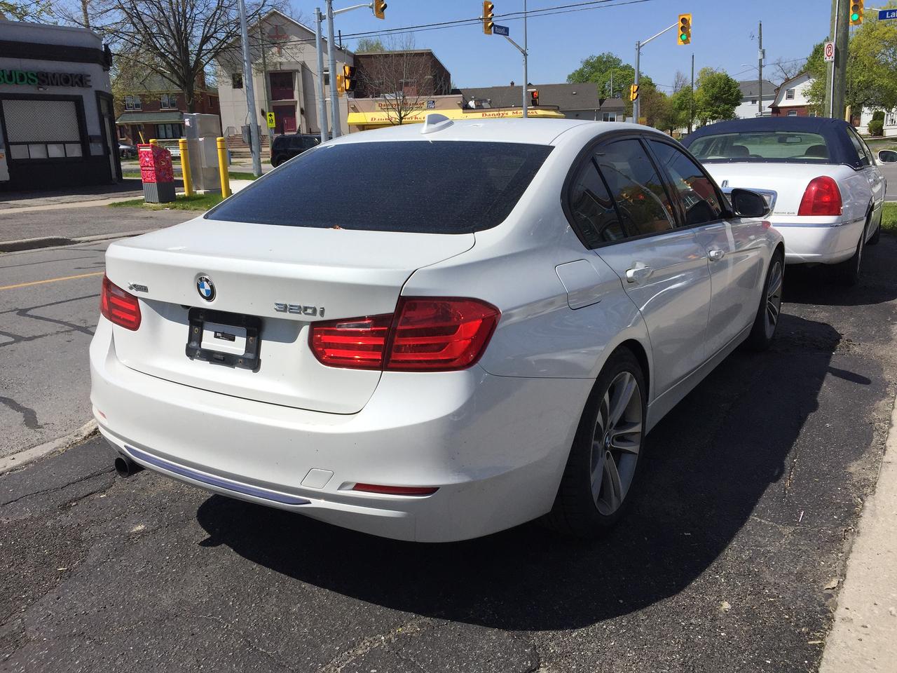 2015 BMW 320i 320i xDrive German Engineered W/A Sports Like-Feel Photo3
