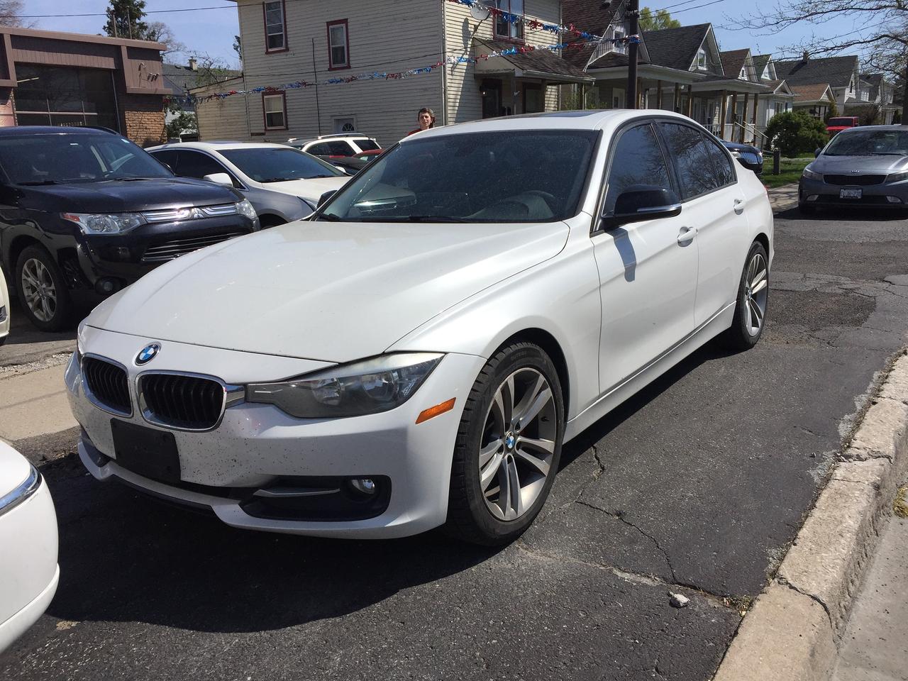 2015 BMW 320i 320i xDrive - Photo #1