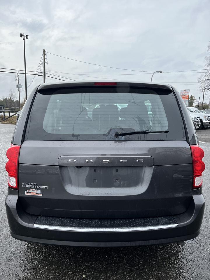 2019 Dodge Grand Caravan CANADA VALUE PACKAGE Photo3