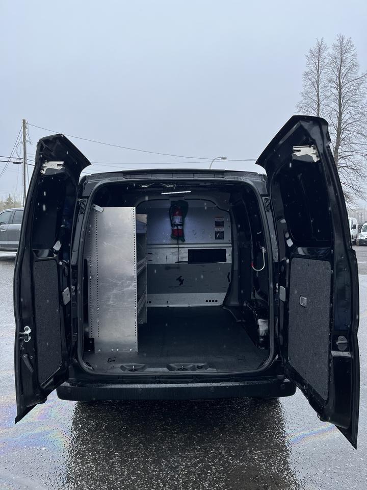 2017 Nissan NV200 S Photo