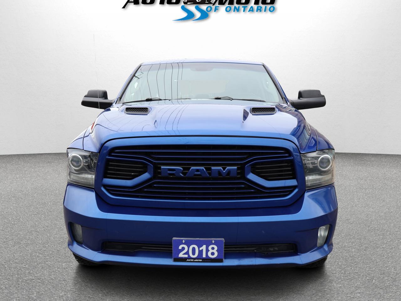 2018 RAM 1500 SPORT HEMI 4WD CERTIFIED *ACCIDENT FREE* CAMERA BLUETOOTH LEATHER HEATED SEATS SUNROOF CRUISE ALLOYS Photo