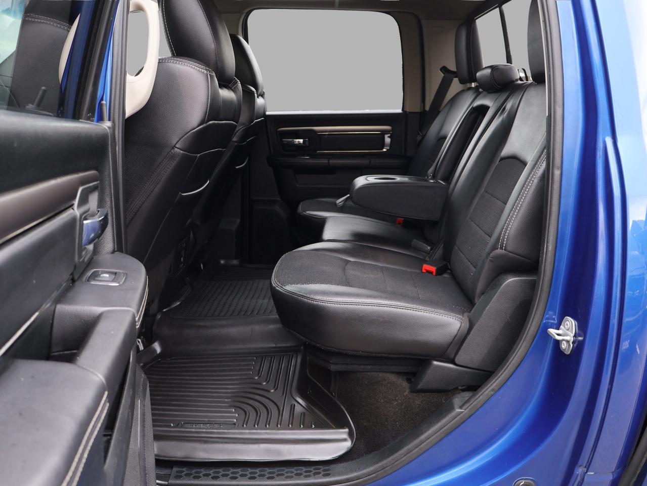 2018 RAM 1500 SPORT HEMI 4WD CERTIFIED *ACCIDENT FREE* CAMERA BLUETOOTH LEATHER HEATED SEATS SUNROOF CRUISE ALLOYS Photo