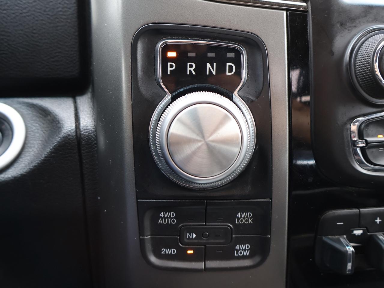 2018 RAM 1500 SPORT HEMI 4WD CERTIFIED *ACCIDENT FREE* CAMERA BLUETOOTH LEATHER HEATED SEATS SUNROOF CRUISE ALLOYS Photo