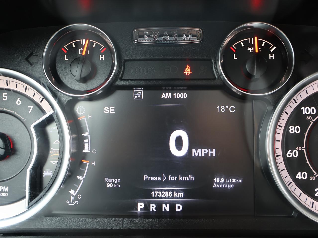 2018 RAM 1500 SPORT HEMI 4WD CERTIFIED *ACCIDENT FREE* CAMERA BLUETOOTH LEATHER HEATED SEATS SUNROOF CRUISE ALLOYS Photo