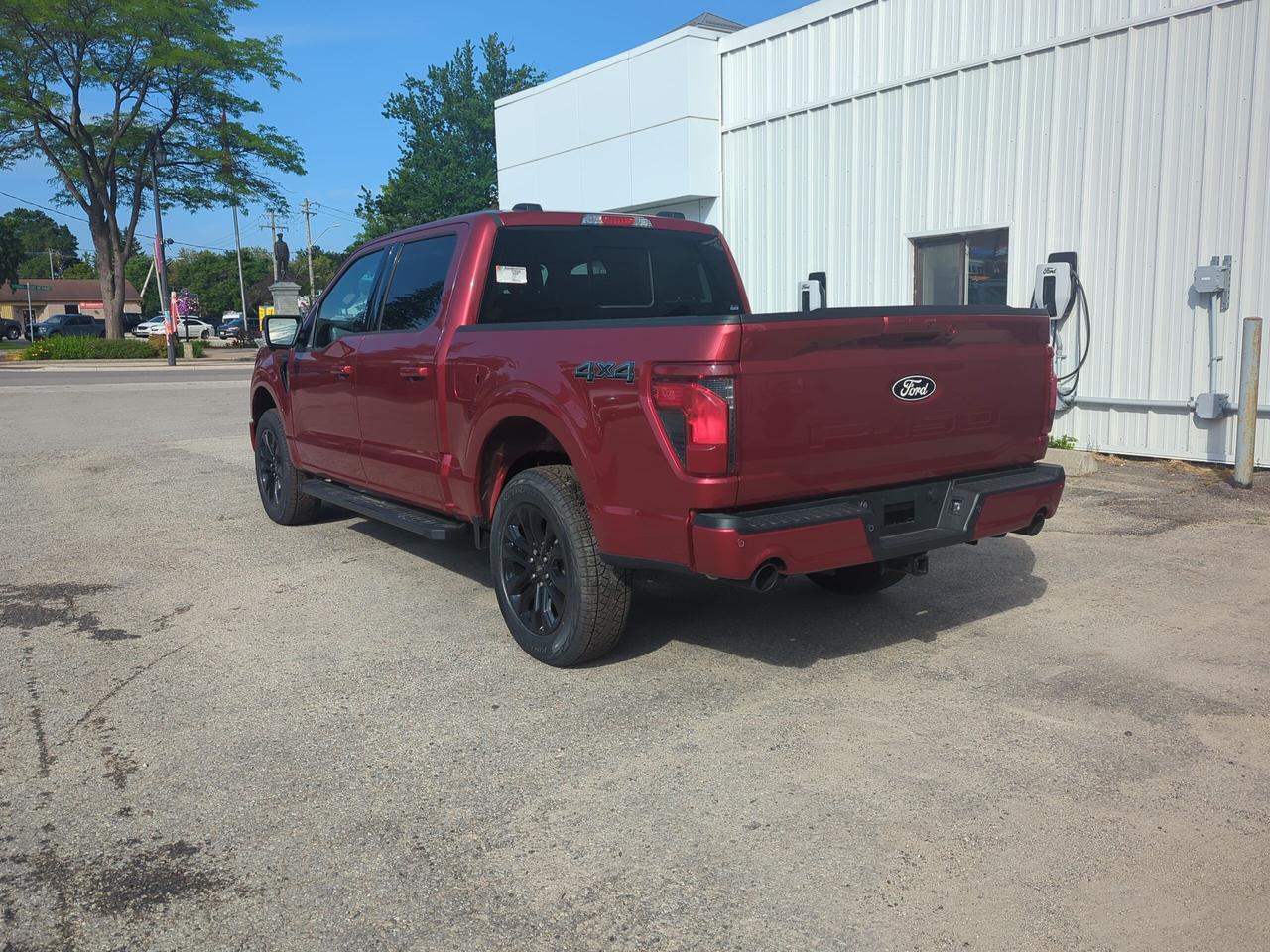 2026 Ford F-150 XLT SuperCrew 303A 4x4 Photo3