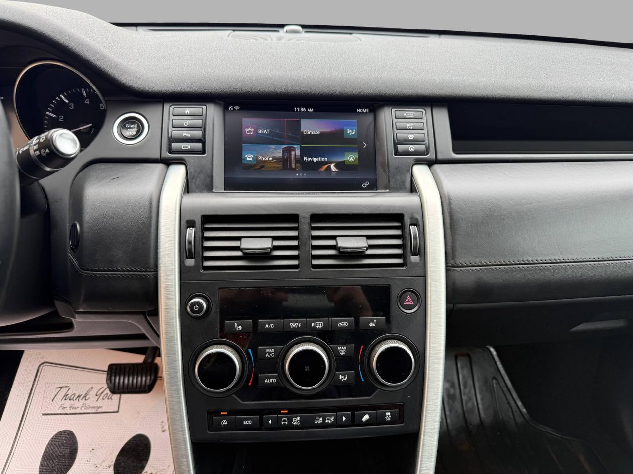 2016 Land Rover Discovery Sport HSE Luxury Photo