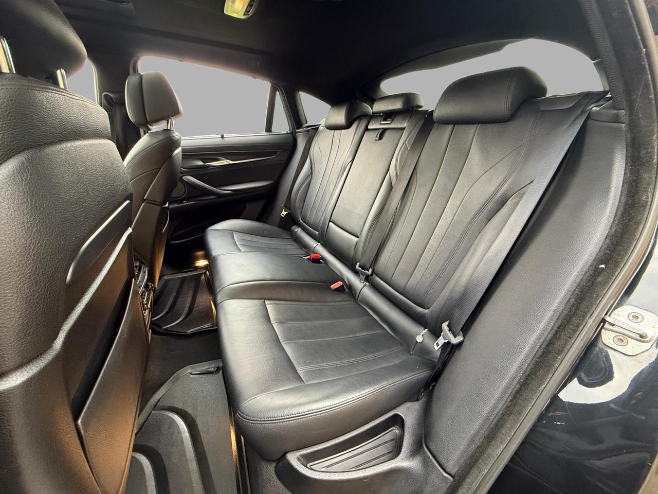 2016 BMW X6 AWD 4DR XDRIVE35I Photo