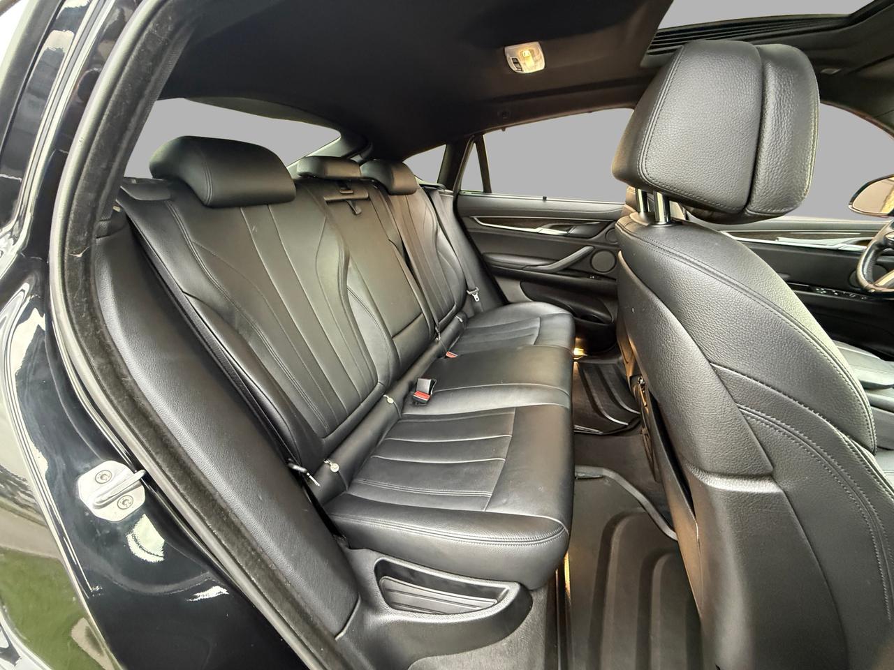 2016 BMW X6 AWD 4DR XDRIVE35I Photo