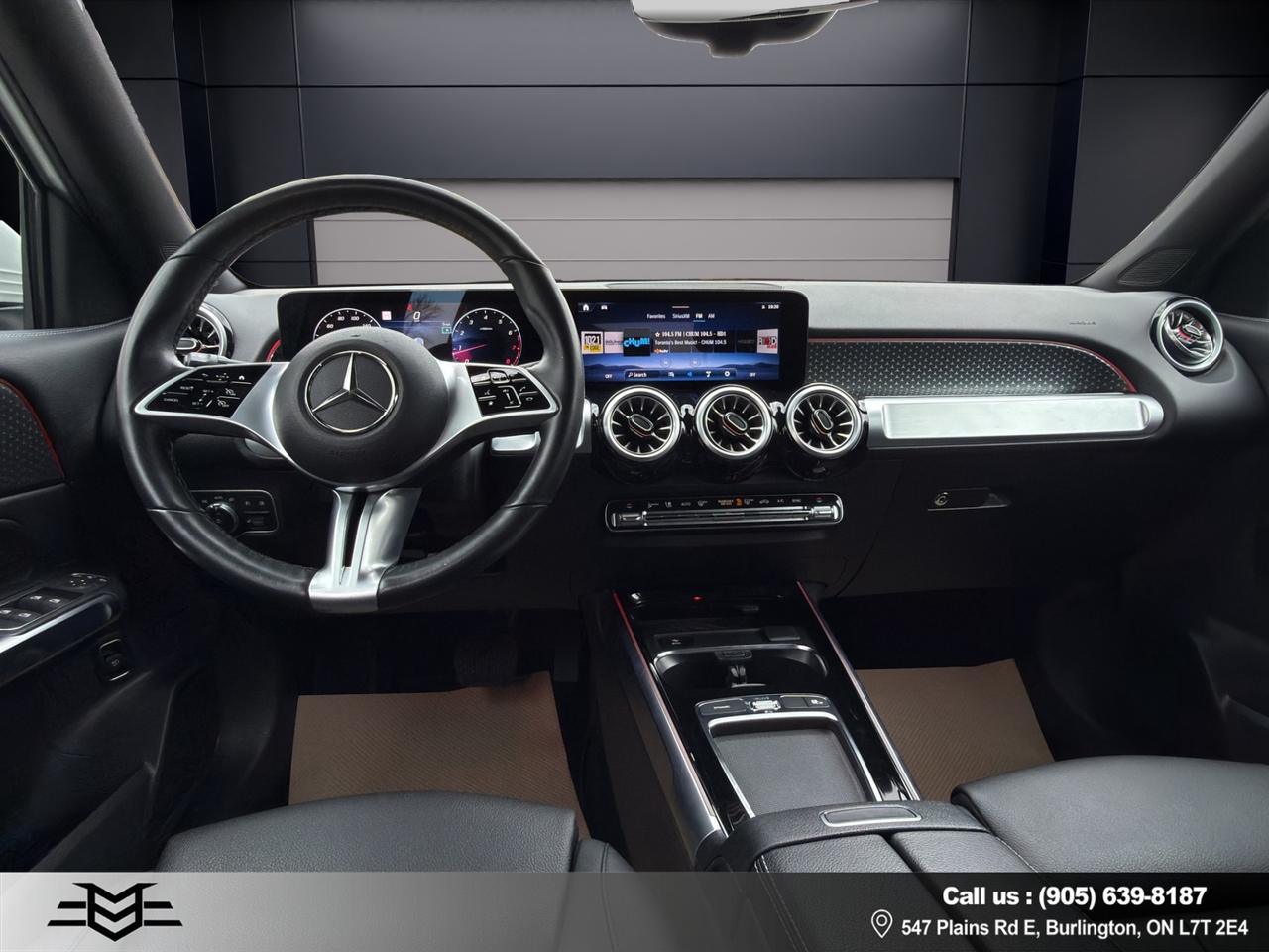 2024 Mercedes-Benz G-Class GLB 250 4MATIC - MOONROOF - AWD - LEATHER !!! Photo