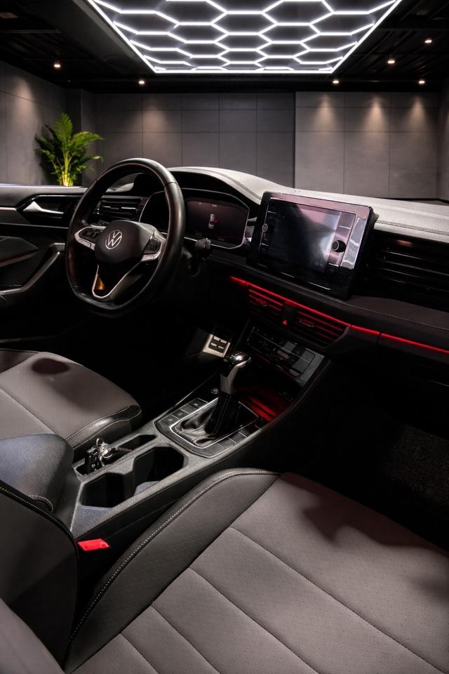 2025 Volkswagen Jetta SPORT Photo