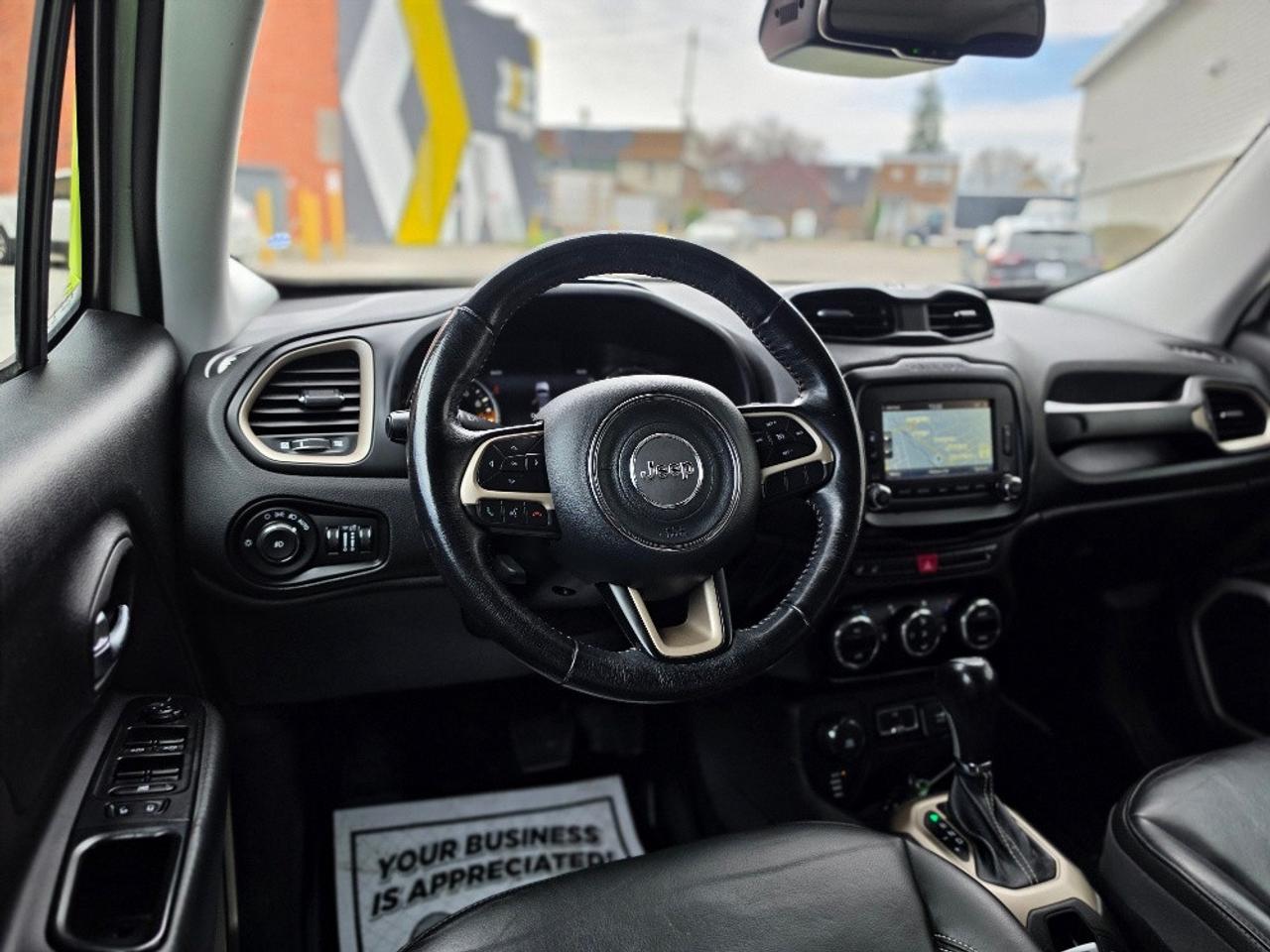 2017 Jeep Renegade 4WD LIMITED-REMOVABLE ROOF-LOADED Photo