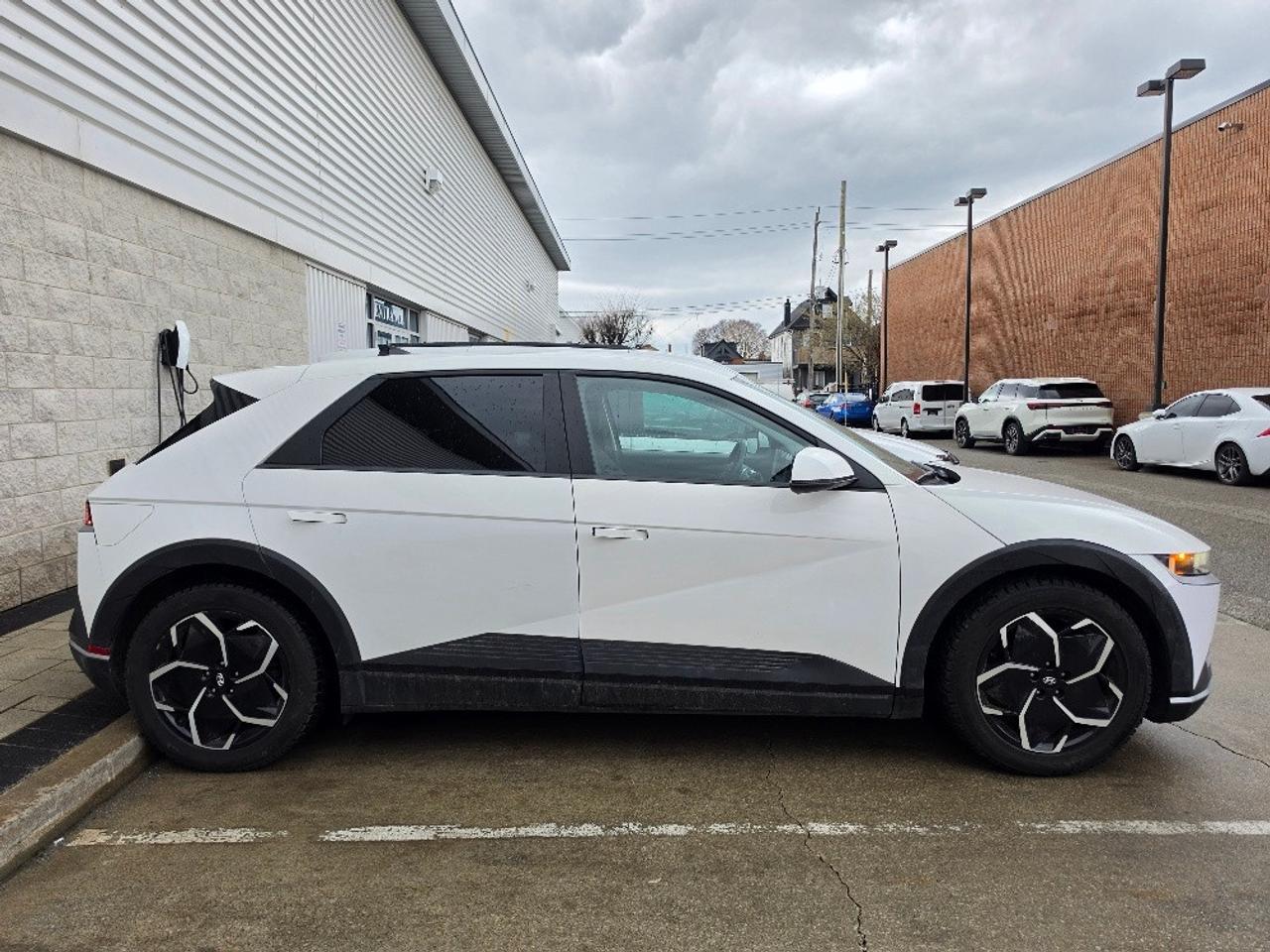 2022 Hyundai IONIQ 5 EV-ELECTRIC-NAVIGATION-DRIVER ASSIST-CERTIFIED Photo2