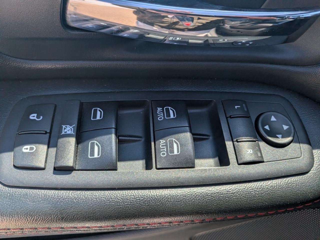 13937133