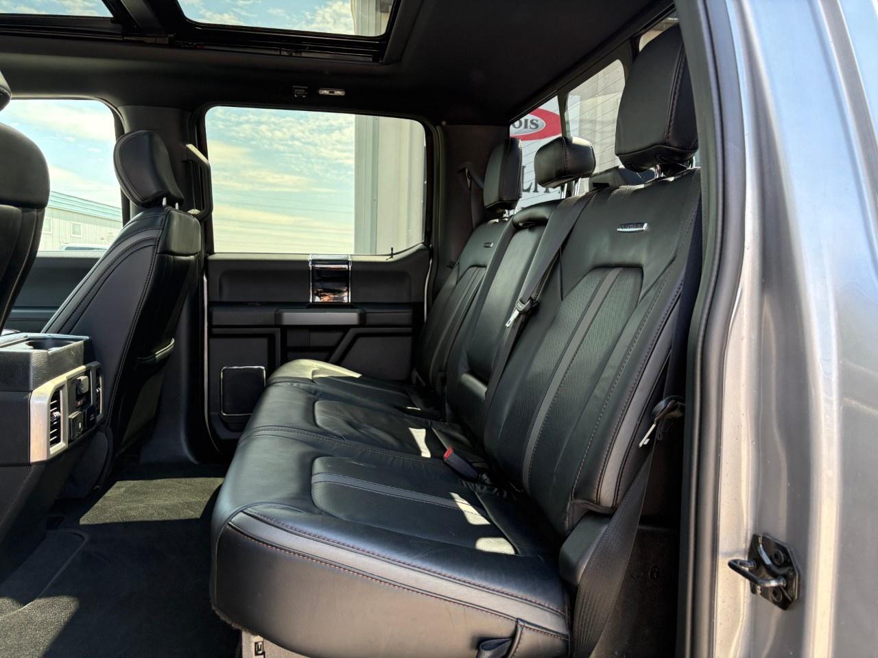 2021 Ford F-250 Super Duty SRW PLATINUM 4WD CREW CAB 6.75' BOX Photo