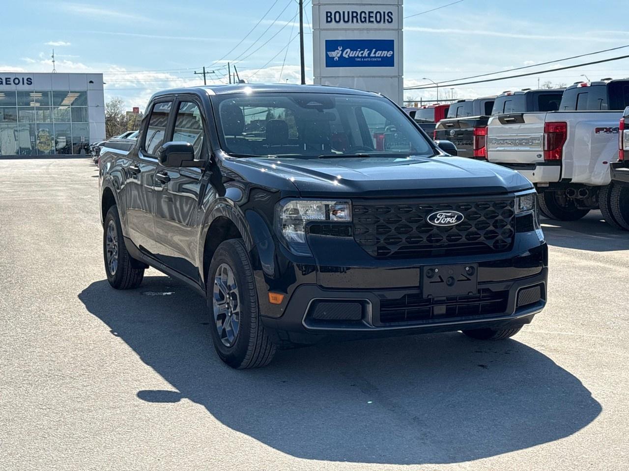 2025 Ford Maverick XLT AWD SuperCrew Photo3
