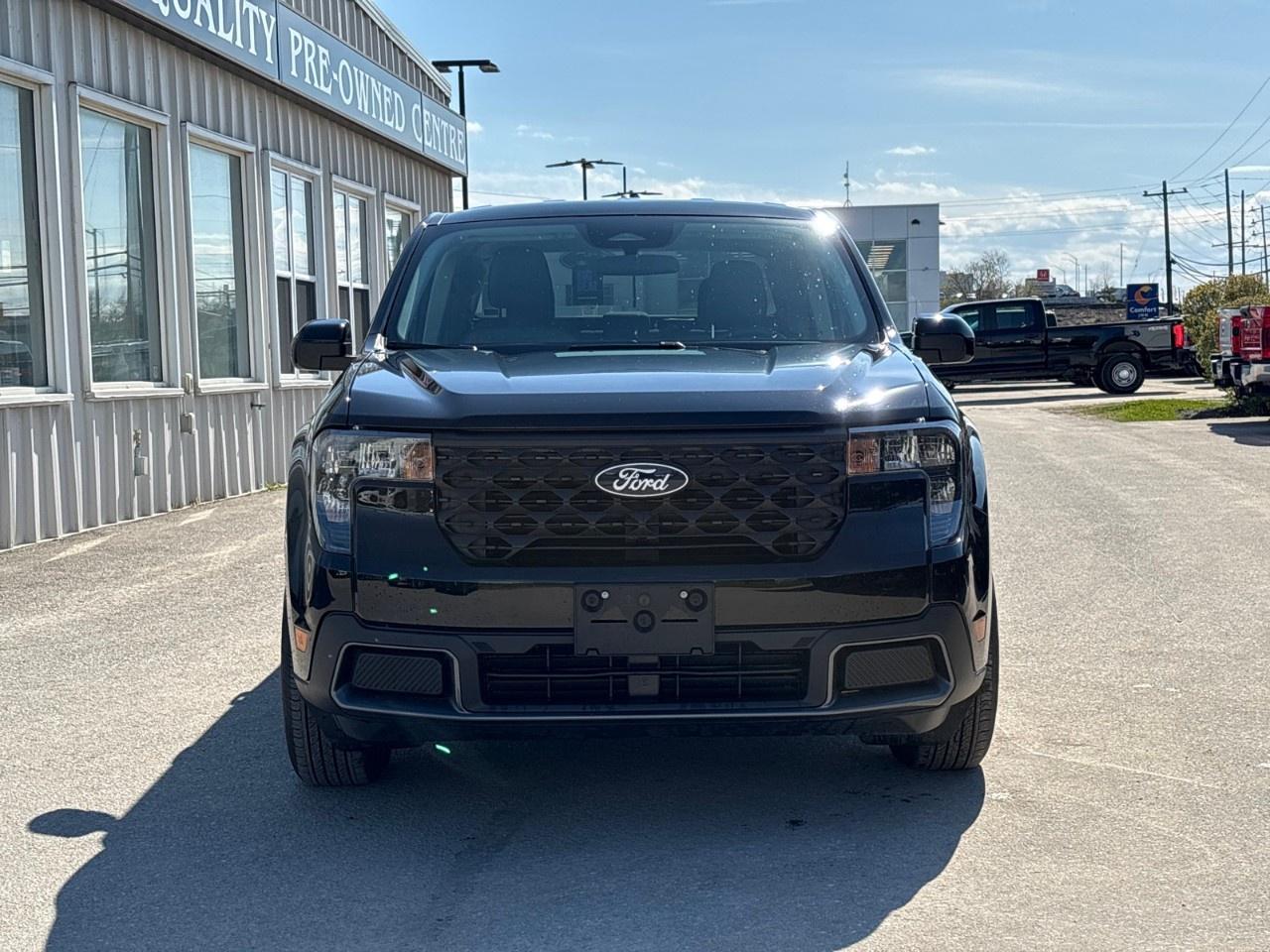 2025 Ford Maverick XLT AWD SuperCrew Photo2