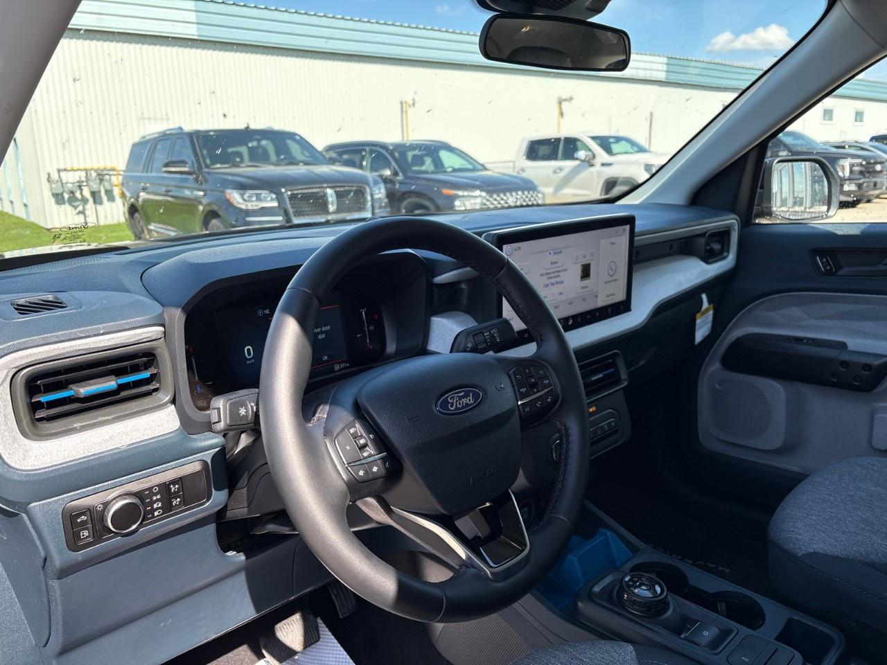 2025 Ford Maverick XLT AWD SuperCrew Photo