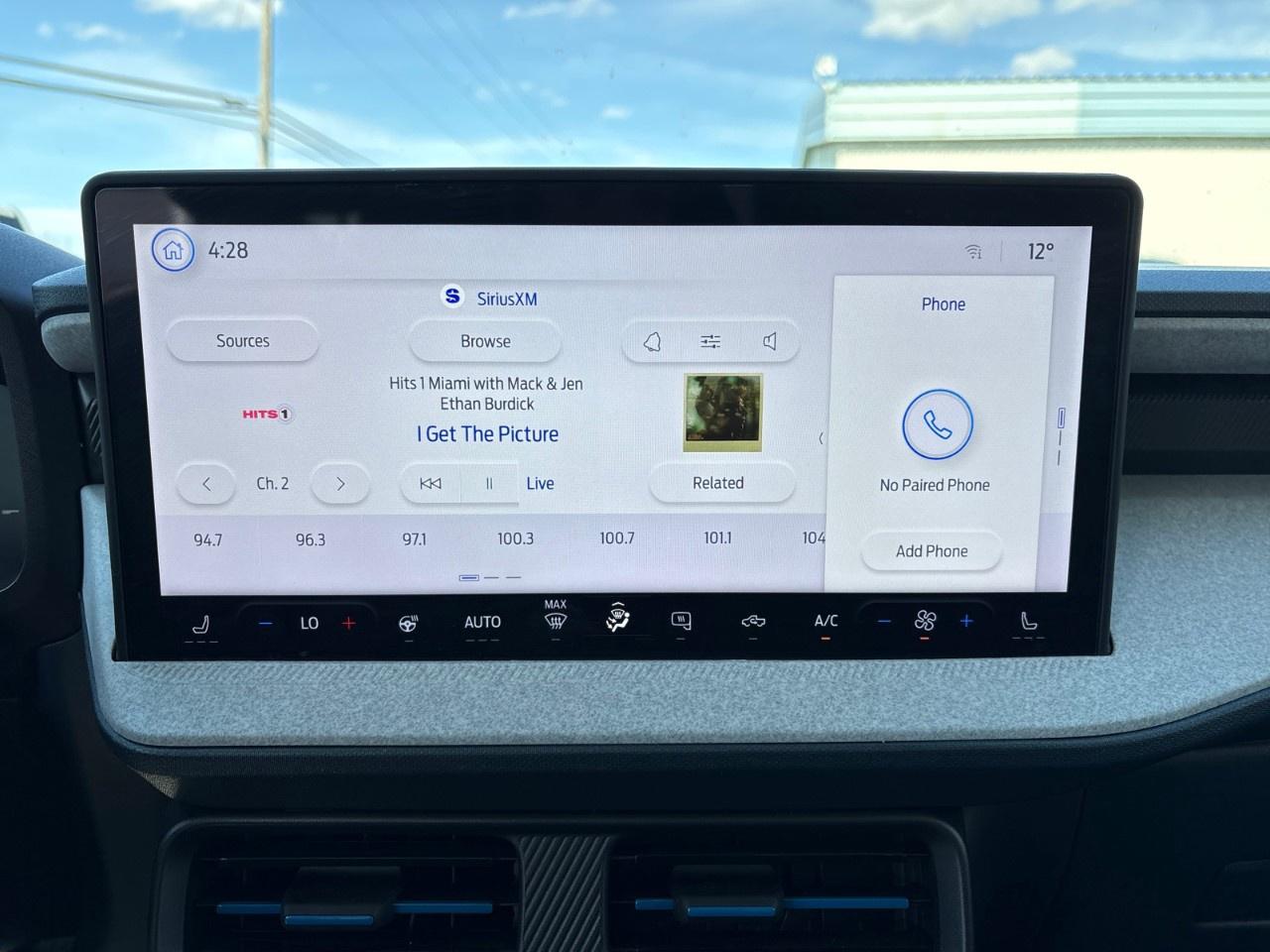2025 Ford Maverick XLT AWD SuperCrew Photo