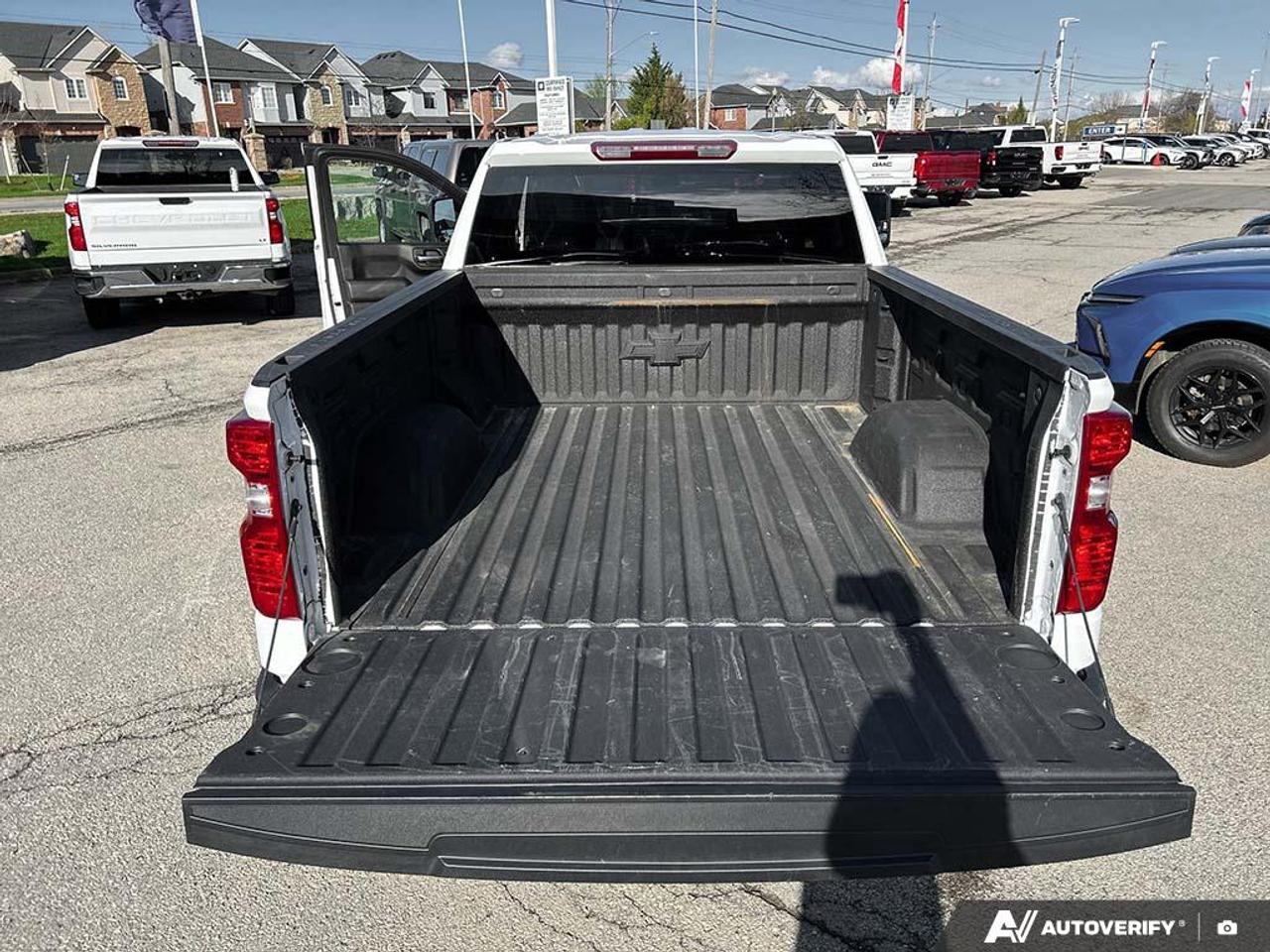 2021 Chevrolet Silverado 1500 Work Truck 5.3L V8 | TRAILER PKG | 6-PASSENGER | BLUETOOTH Photo