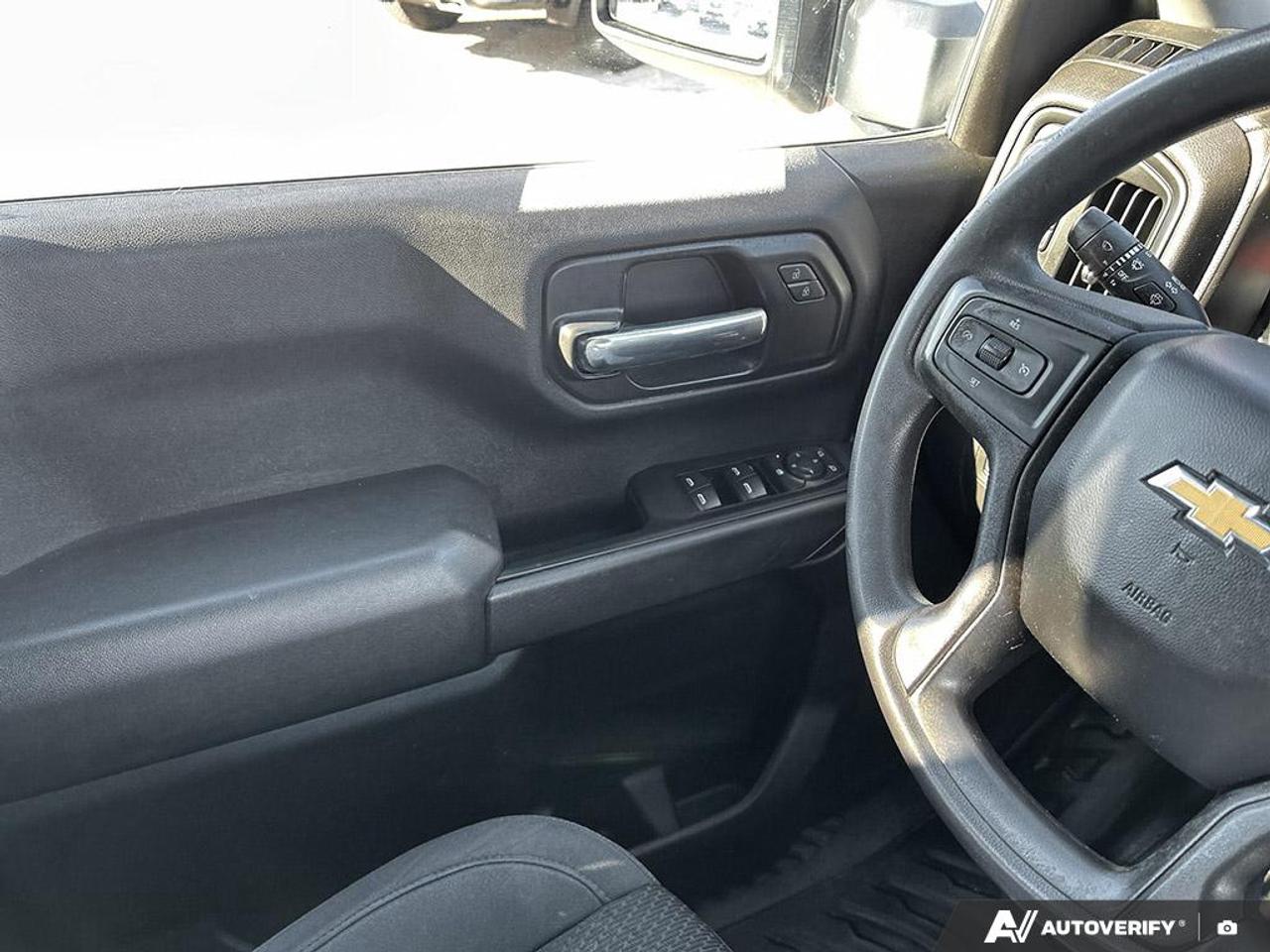 2021 Chevrolet Silverado 1500 Work Truck 5.3L V8 | TRAILER PKG | 6-PASSENGER | BLUETOOTH Photo