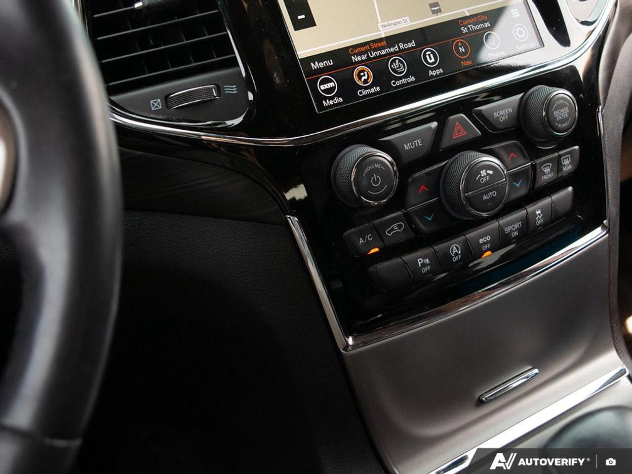 2020 Jeep Grand Cherokee Laredo POWER SUNROOF | ALPINE PREMIUM AUDIO Photo