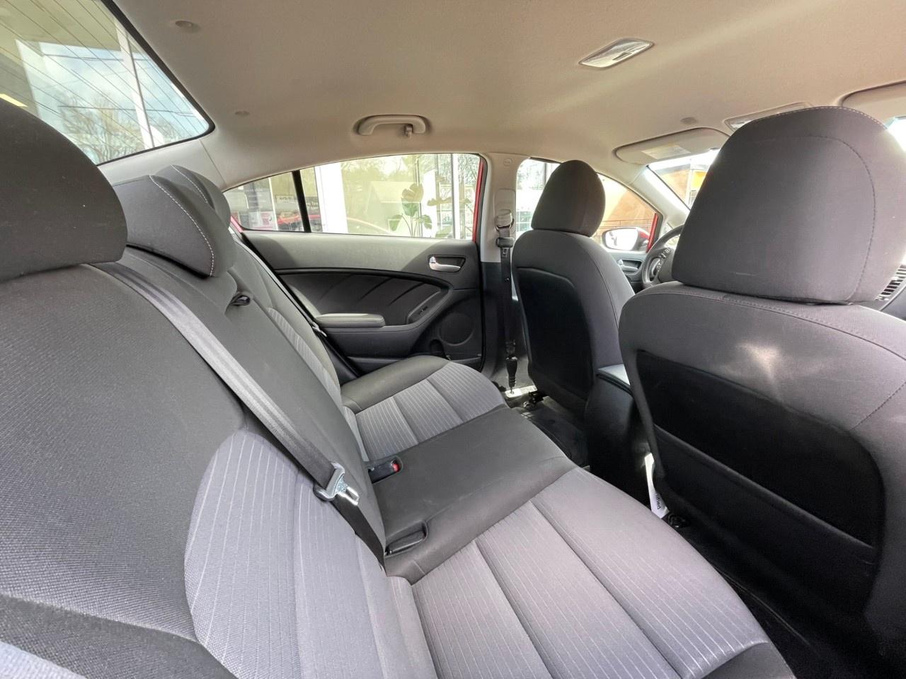 2017 Kia Forte 4dr Sdn Auto LX Photo
