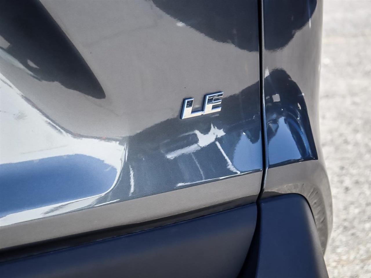 2020 Toyota RAV4 LE FWD Photo
