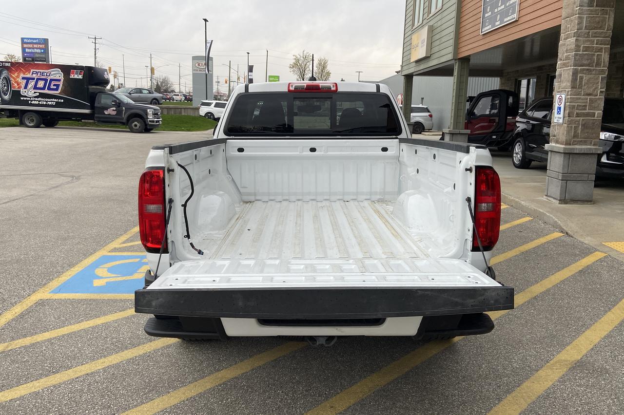 2022 Chevrolet Colorado 4WD LT Photo