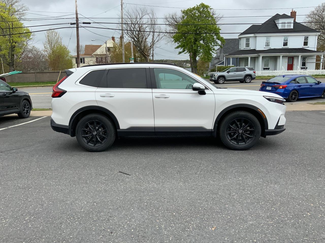 2023 Honda CR-V Sport Photo