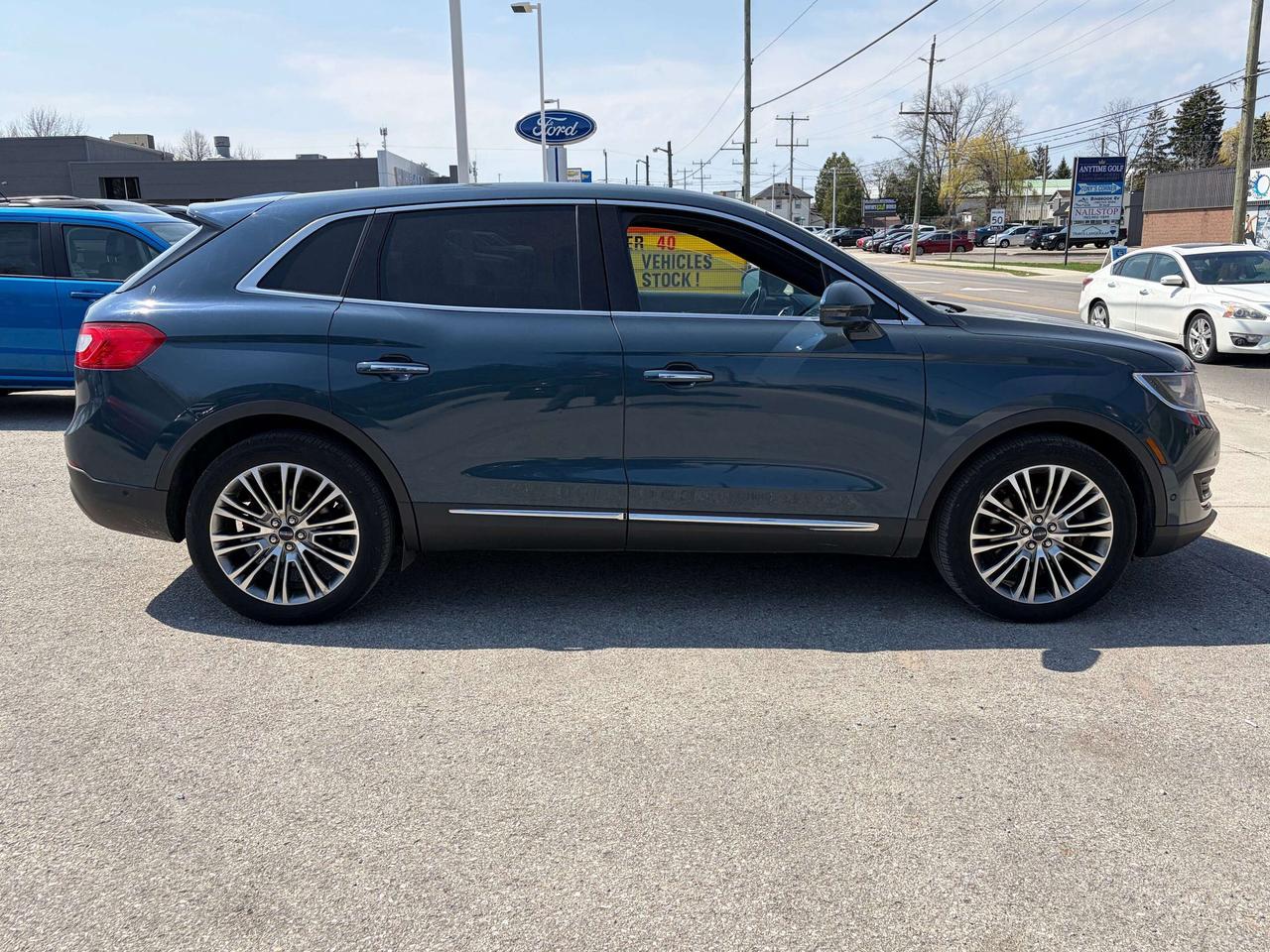 2016 Lincoln MKX RESERVE AWD 4dr Photo3