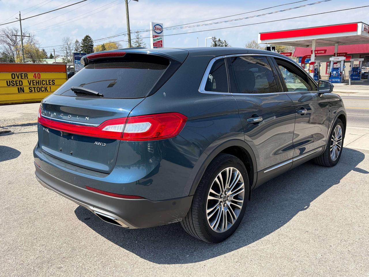 2016 Lincoln MKX RESERVE AWD 4dr Photo4