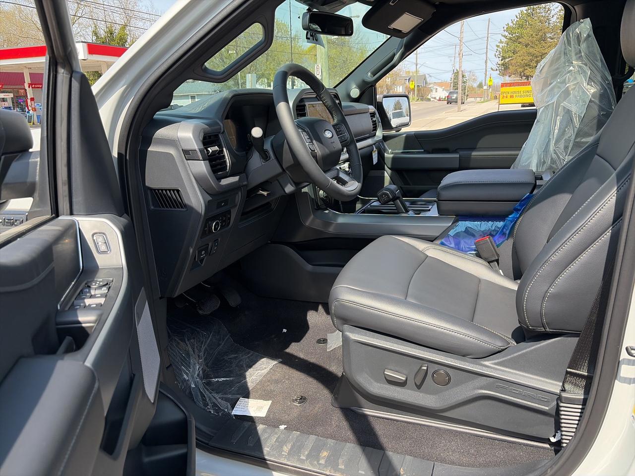 2026 Ford F-150 XLT 4WD SuperCrew 5.5' Box Photo