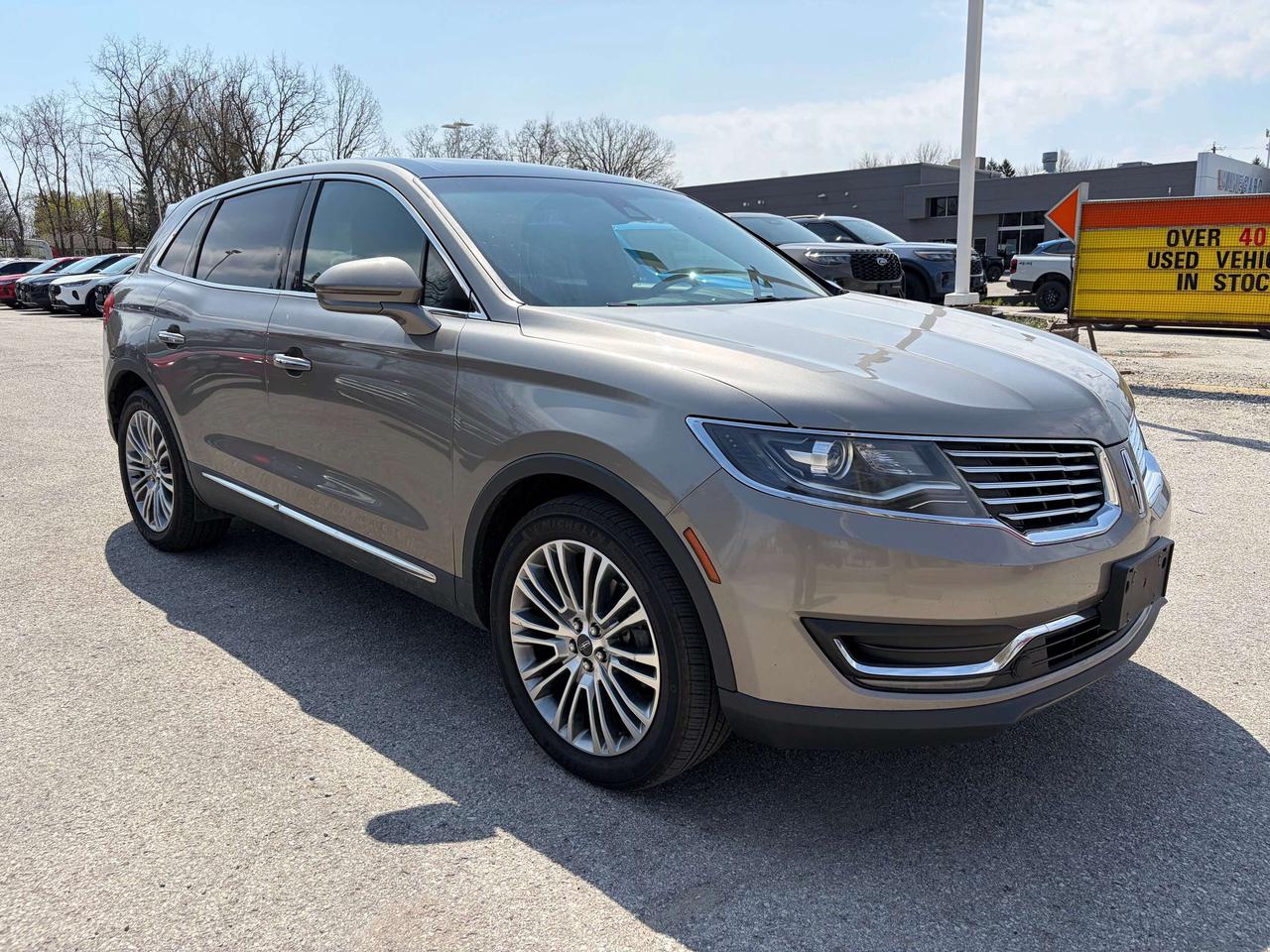 2017 Lincoln MKX AWD 4DR RESERVE Photo