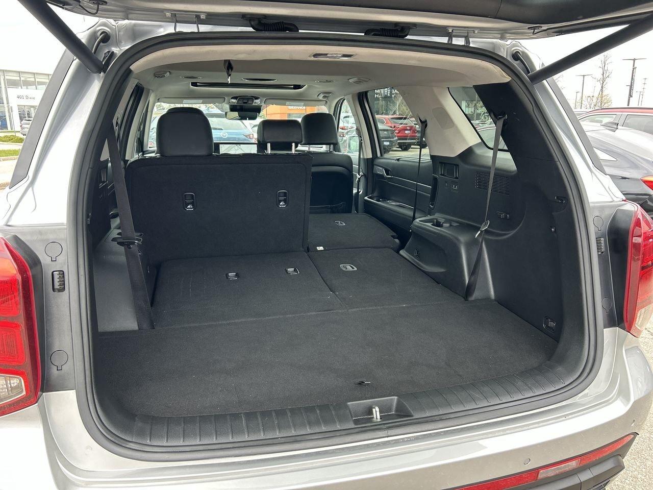 2023 Hyundai PALISADE Urban 8P FAMILY READY | 360 CAMERA | HEATED AND CO Photo