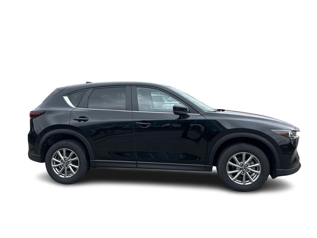 2024 Mazda CX-5 GX AWD at (2) Smart Safety, Sharp Looks Photo