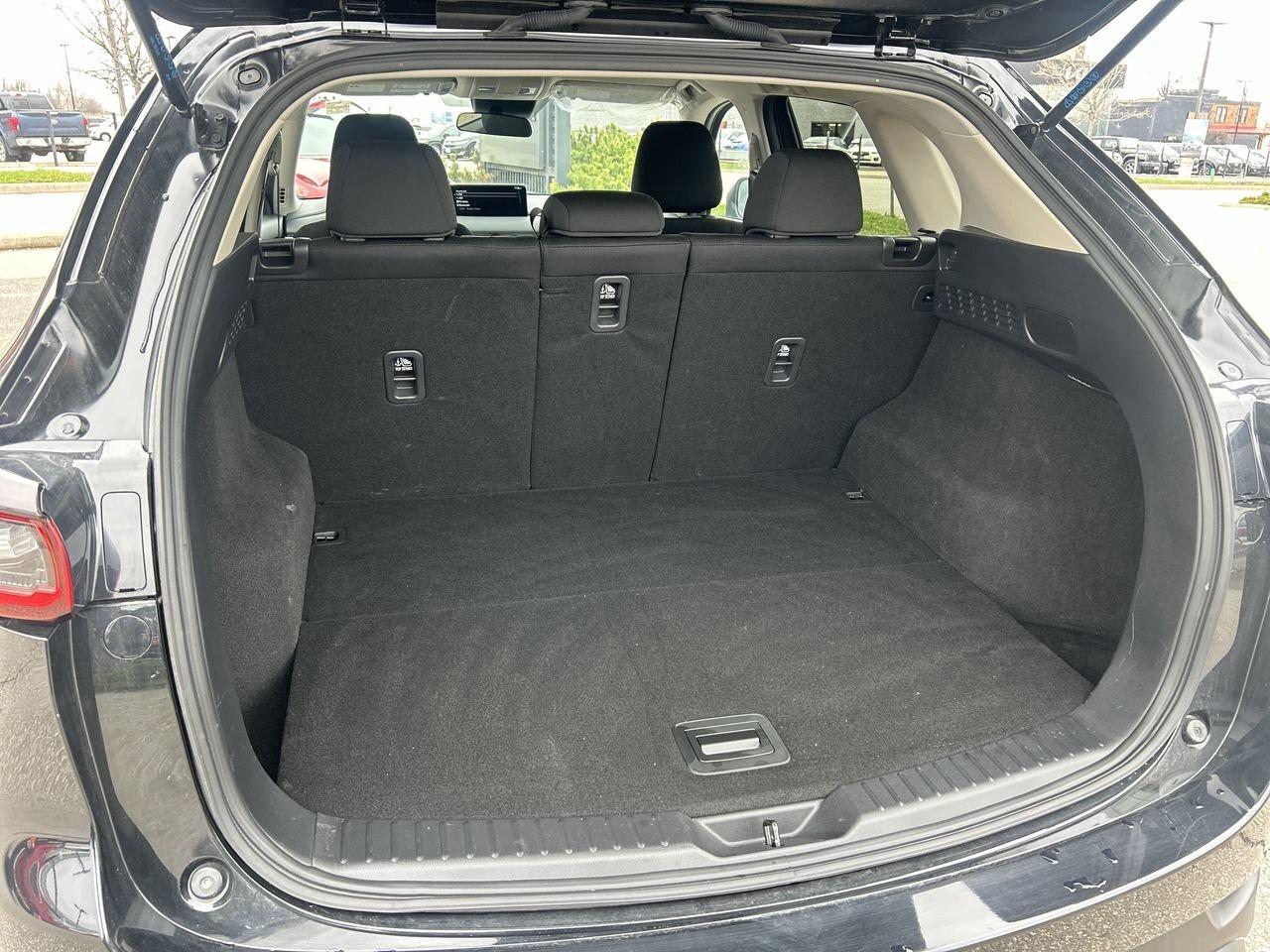 2024 Mazda CX-5 GX AWD at (2) Smart Safety, Sharp Looks Photo