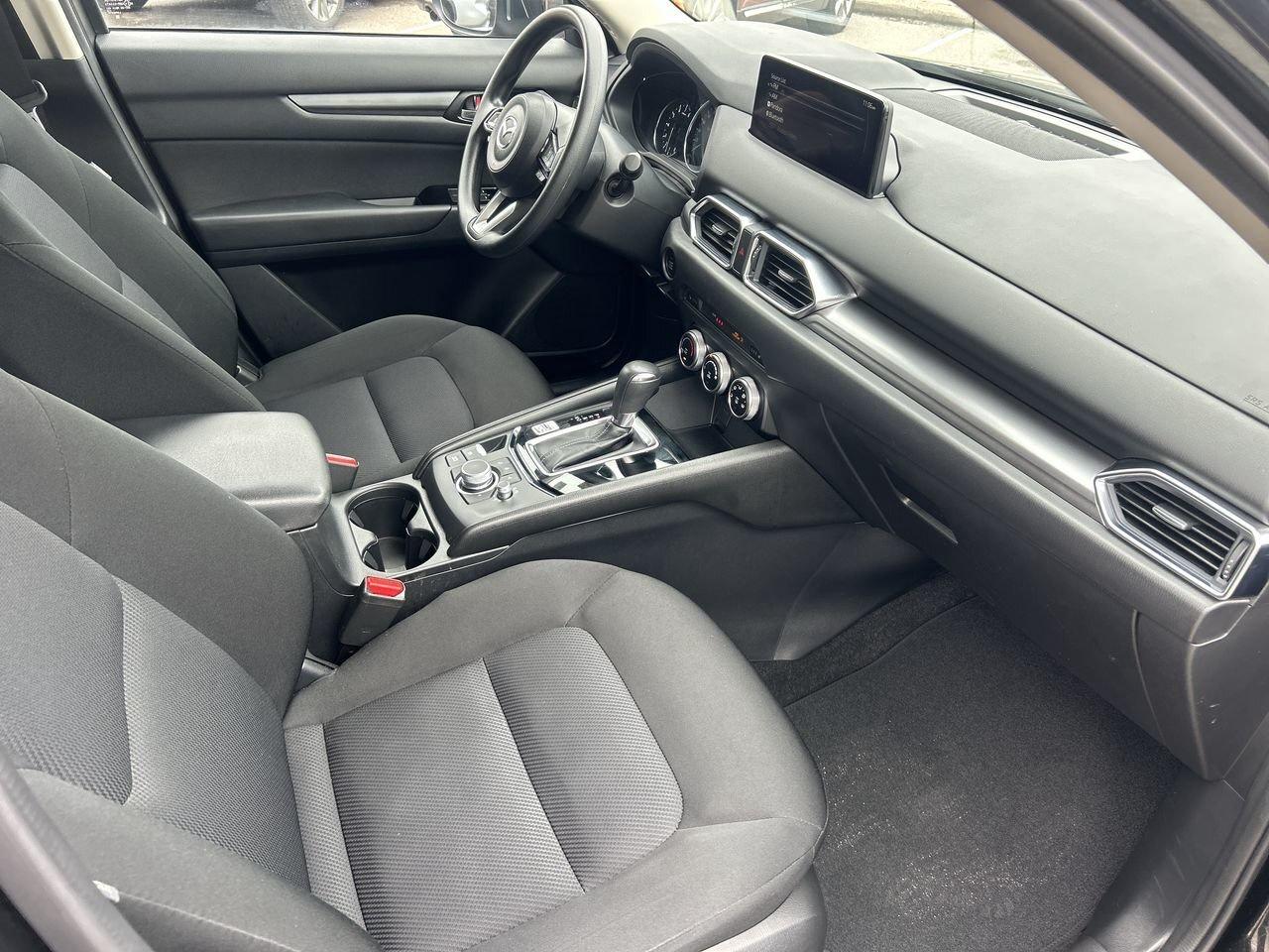 2024 Mazda CX-5 GX AWD at (2) Smart Safety, Sharp Looks Photo