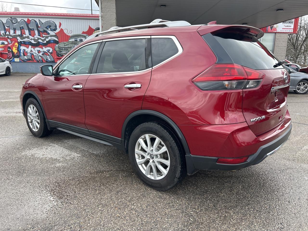 2020 Nissan Rogue SPECIAL EDITION, CLEAN CARFAX, AWD, HEATED SEATS! Photo