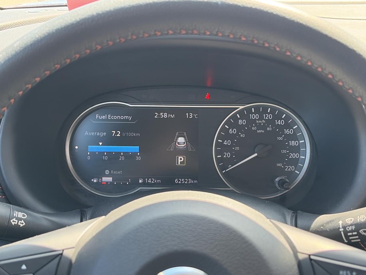 2021 Nissan Kicks SR, CLEAN CARFAX, HEATED LEATHER, LOW MILEAGE! - Photo #18