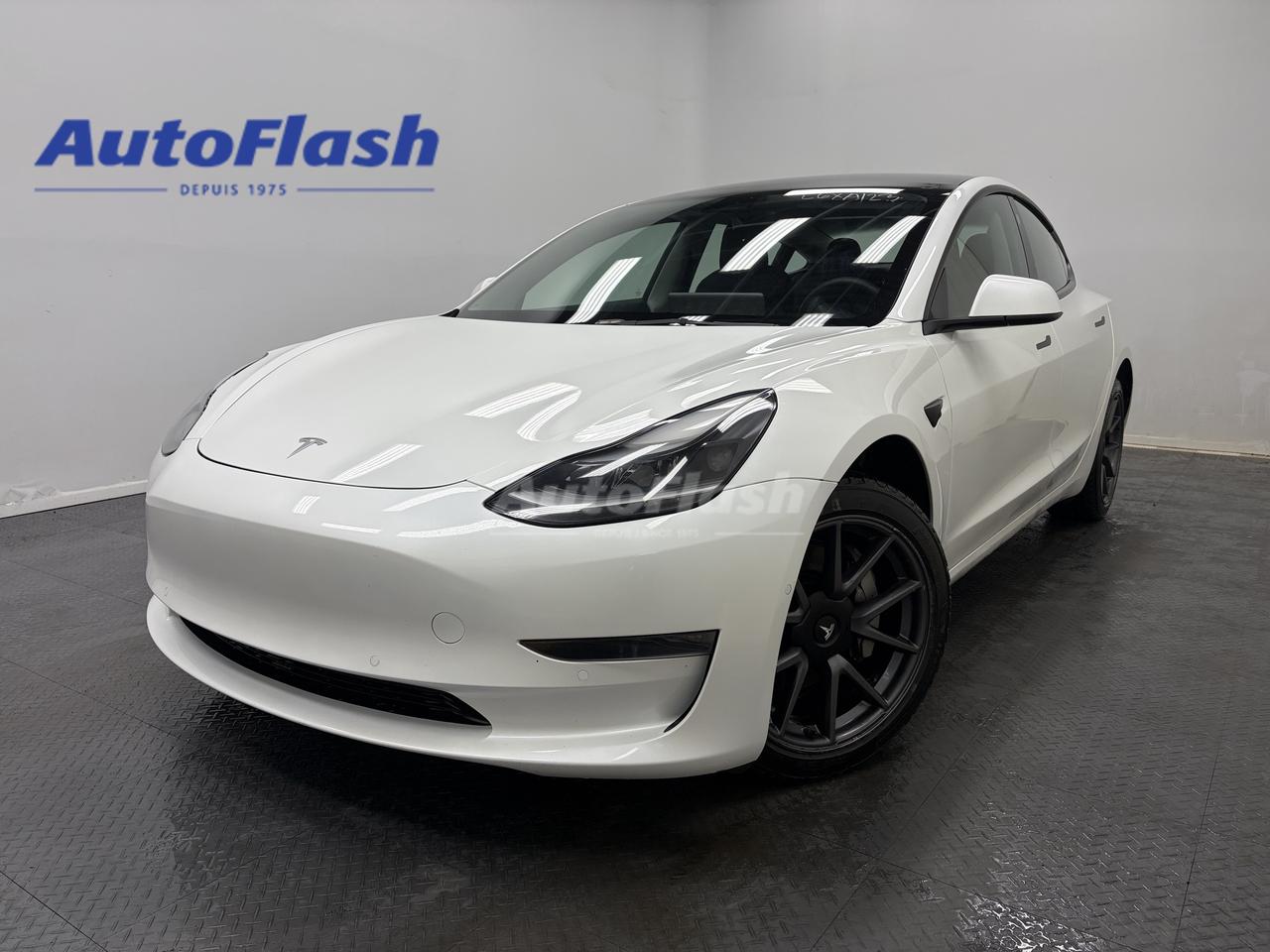 +Bluetooth 
+Cam&eacute;ra de recul / Backup camera 
+Commandes de radio au volant / Steering wheel audio controls 
+D&eacute;marrage &agrave; bouton / Push button start 
+Hayon &eacute;lectrique / Electric hatch 
+Si&egrave;ges en cuir / Leather interior 
+R&eacute;gulateur de vitesse  / Cruise control 
+R&eacute;gulateur de vitesse adaptatif / Adaptive cruise control 
+Si&egrave;ges chauffants / Heated seats 
+Syst&egrave;me dassistance stationnement / Park assist system 
+Syst&egrave;me de navigation / Navigation system 
+Surveillance des angles morts / Blind spot monitoring 
+Syst&egrave;me d&eacute;vitement de collision / Collision warning system 
+Toit a vision panoramique / Panoramic sunroof 
+Volant chauffant / Heated Steering wheel
 +Un seul propri&eacute;taire / One owner
+V&eacute;rifi&eacute; par Carfax / Carfax verified
+Kilom&eacute;trage certifi&eacute; / Certified kilometers
+Historique dentretien / Maintenance history
+Protection m&eacute;canique disponible / Mechanical protection available
	
Visitez notre page Google pour voir tous les commentaires positifs que nos clients nous laissent.
 
Financement rapide et facile, 1ere, 2e et 3e chances au cr&eacute;dit, approbation en 30 minutes, taux dacceptation tr&egrave;s &eacute;lev&eacute;. 

Essayez notre demande de cr&eacute;dit s&eacute;curis&eacute; en ligne, sans obligation! 

Nous sommes les sp&eacute;cialistes des autos, fourgonnettes, VUS, 4x4, et les camions l&eacute;gers jusqu&agrave; une tonne. 

*Seulement le nettoyage de base du v&eacute;hicule, fait par un sous-traitant, est inclus. Pour un perfectionnement de lesth&eacute;tique int&eacute;rieur/ext&eacute;rieur, dont une d&eacute;contamination de la peinture, des retouches de peinture, faites par nos experts en esth&eacute;tique, une somme de 249$ sera ajout&eacute;e &agrave; votre facture. Aussi disponible, loption dimmatriculer la voiture sur place, qui vous permet d&eacute;pargner du temps et le co&ucirc;t de 25$ du transit temporaire.

*AutoFlash se r&eacute;serve le droit de refuser un paiement en comptant. 

*************

Since 1975 AutoFlash has offered the best price-quality and excellent service. 

Visit our Google page to read all the nice things our clients have to say about us.

We have financing for all credit situations. 1st 2nd 3rd chance credit with an excellent approval rate!

Try our secured online credit application any time, with no obligation! 

We specialize in all brands, makes and models. Whether you need a car, truck, SUV or minivan, we can help you.

And if we dont have it, well find it for you!

*Only the basic cleaning of the vehicle, done by a subcontractor, is included in the advertised price. For a complete interior/exterior detailing, done by our esthetic specialists, which includes a complete paint decontamination and paint touch-ups if needed, an amount of 249$ will be added to your invoice. Also available, in-house licensing, which allows you to save the $25 for a temporary Transit.

*AutoFlash reserves the right to refuse a cash payment.