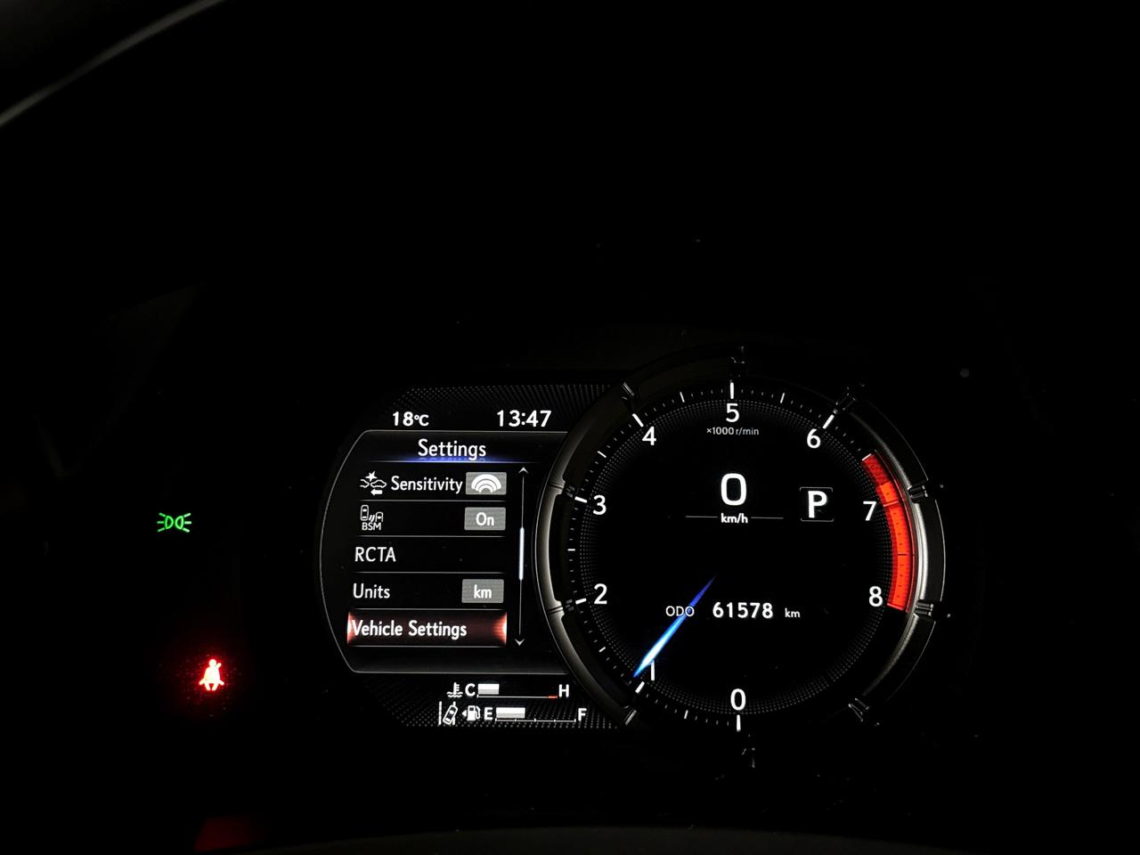 2021 Lexus IS 300 F-SPORT|AWD|REDLEATHER|HEATEDCOOLEDSEATS|PADDLES|+ Photo